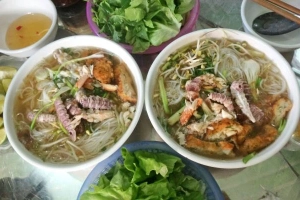 Khánh Tuyền - Bún Bề Bề & Bánh Đa Hải Sản