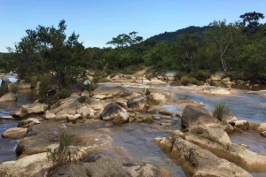 Khe Nước Lạnh Ngân Thủy