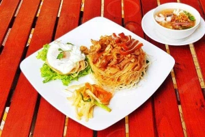 Khu Ẩm Thực Quán Ăn 126 CMT8