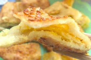 Khu Ăn Vặt Chợ Loong Toòng