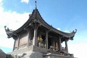 Khu Di Tích Danh Lam Thắng Cảnh  Chùa Yên Tử