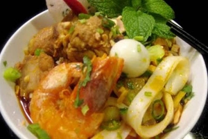 Quán Ăn Khu Phố Mì Quảng - Nguyễn Bỉnh Khiêm