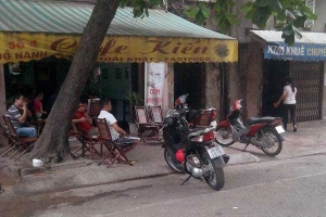 Kiến Cafe - Đỗ Hành