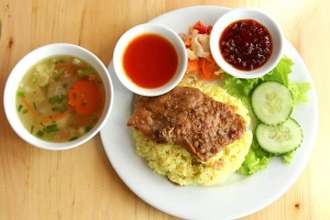 Quán Ăn Kim Cương - Cơm, Phở & Hủ Tiếu