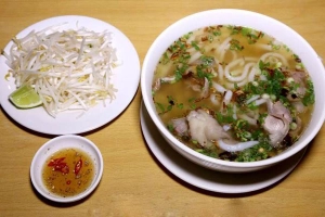 Quán Ăn Kim Khánh - Bánh Canh Giò Heo