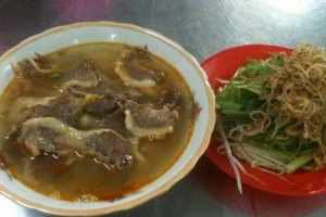 Quán Ăn Kim Oanh - Bún Bò Huế