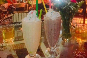 Kòi Coffee & Drink