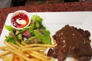 Quán Ăn La Vache - Beefsteak - Bạch Đằng
