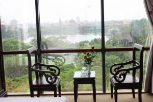 Lakeside Hotel - Hùng Vương