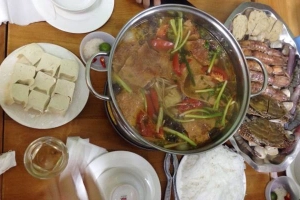 Lâm Trang - Bún, Phở & Lẩu Hải Sản