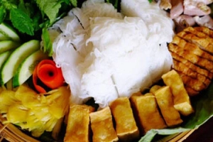 Quán Ăn Lan Anh - Bún Đậu Mắm Tôm - Trung Tự