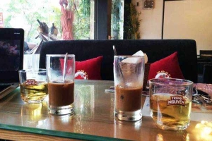 Lan Hương - Cafe & Karaoke