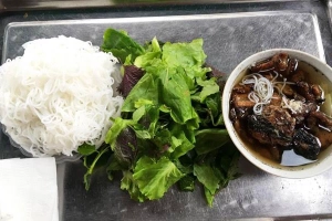 Quán Ăn Lan Mạnh - Bún Chả & Miến Ngan