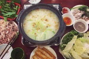 Quán Ăn Lân Móm - Lẩu & Bún Lòng