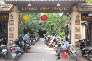 Nhà Hàng Làng Ẩm Thực