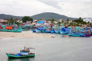 Làng Chài Hàm Ninh