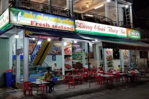 Quán Ăn Làng Chài Tháp Bà - Hải Sản Tươi Sống