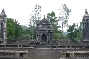 Lăng Đồng Khánh