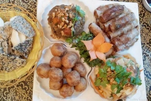 Quán Ăn Làng Nướng Nam Bộ - Bà Hom