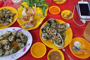 Quán Ăn Làng Ốc Phố Biển - Bình Tân