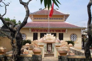 Lăng Trương Định