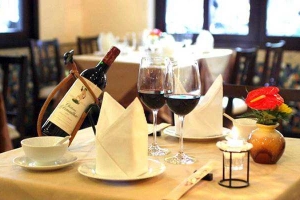 Nhà Hàng Làng Việt - Trung Tâm Tổ Chức Tiệc