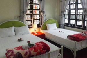 Lantern House & Hostel