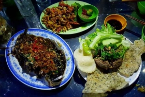 Quán Ăn Lẩu Ánh Tuyết