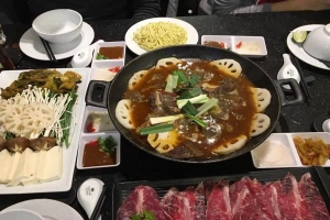 Nhà Hàng Lẩu Ba Lý - Hong Kong Cuisine - AEON Mall Long Biên