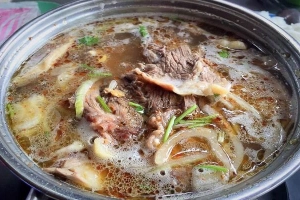 Quán Ăn Lẩu Bò Giáo Toàn