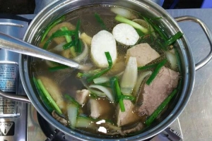 Quán Ăn Lẩu Bò Trung Em
