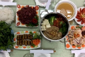 Quán Ăn Lẩu Đất