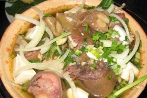 Quán Ăn Lẩu Dê 98