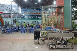 Quán Ăn Lẩu Dê Anh Ba - Hòa Bình
