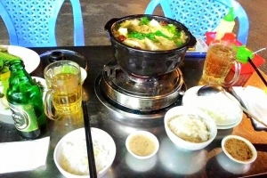 Quán Ăn Lẩu Dê Cây Bàng