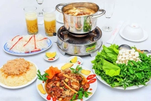 Quán Ăn Lẩu Đuôi Bò - Lò Đúc