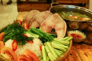 Quán Ăn Lẩu Hải Sản - Vân Đồn