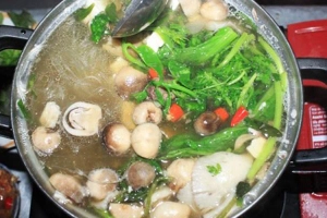 Quán Ăn Lẩu Nấm Oiisi - Thống Nhất