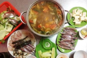 Quán Ăn Lẩu & Nướng - Hồ Đền Lừ