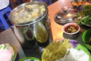 Quán Ăn Lẩu Sa Tế Uyên Ương