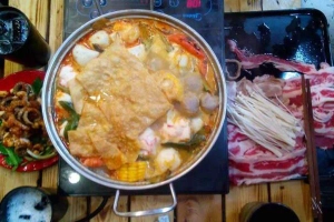 Quán Ăn Lẩu Thái Yum