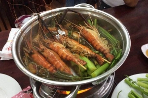 Quán Ăn Lẩu Tôm Càng Xiên - Âu Cơ