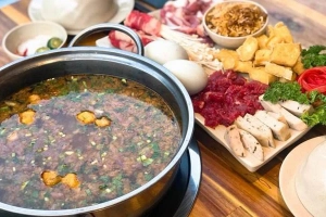 Quán Ăn Lẩu Việt Chính Hiệu