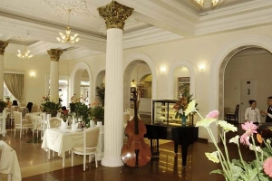 Nhà Hàng Le Bourgeois Restaurant - Continental Saigon Hotel