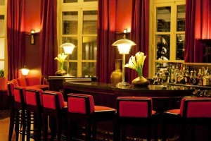 Le Gouverneur Bar - La Residence Hotel