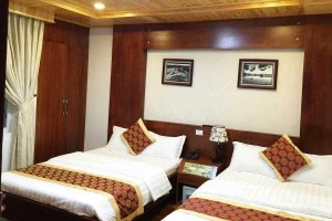 Lê Na Hotel