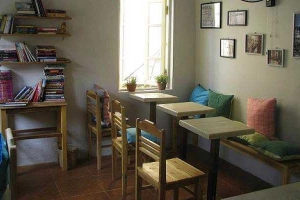 Le Petit Cafe - Hạ Hồi