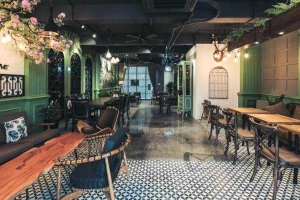 Le Soleil Cafe