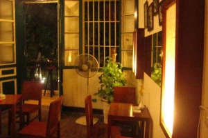 L'etage Cafe - Hàng Khay