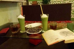 Lic Book Cafe